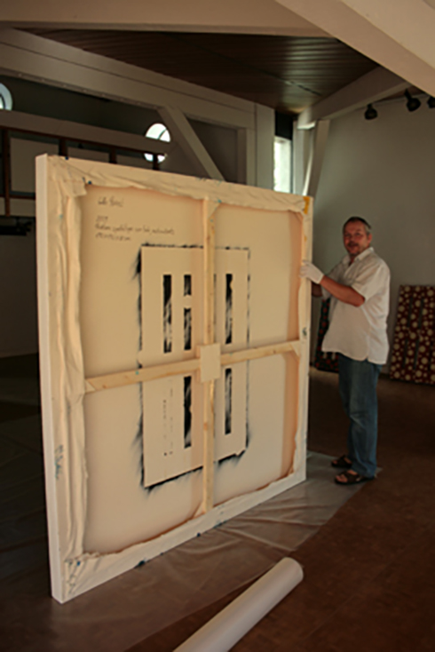 Gilles_Poret_demontage_envers_expo_2009